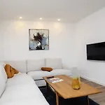 8 Person In Bogense-by Traum * Bogense